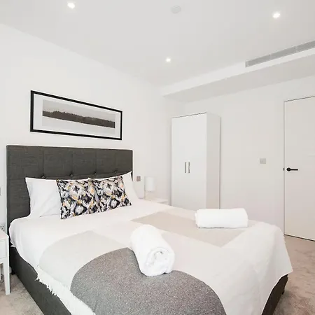 Battersea Power Station 2 Bed Close To Harrods Londres Exterior foto