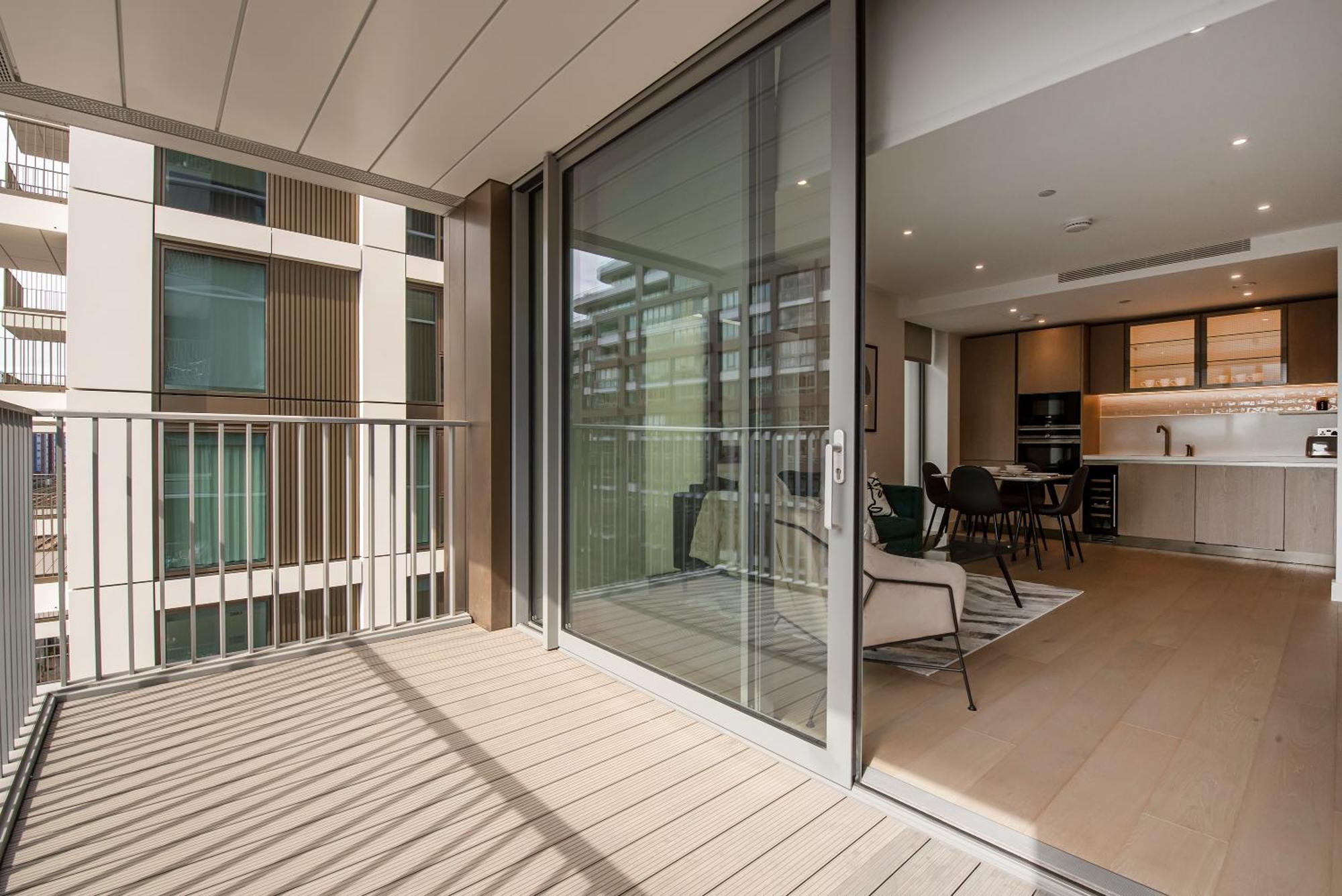 Battersea Power Station 2 Bed Close To Harrods Лондон
