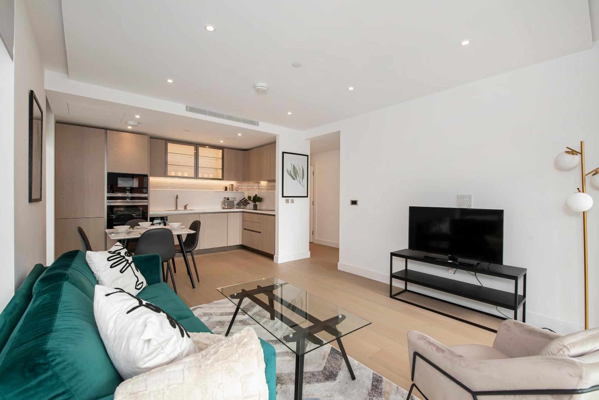 Battersea Power Station 2 Bed Close To Harrods Лондон